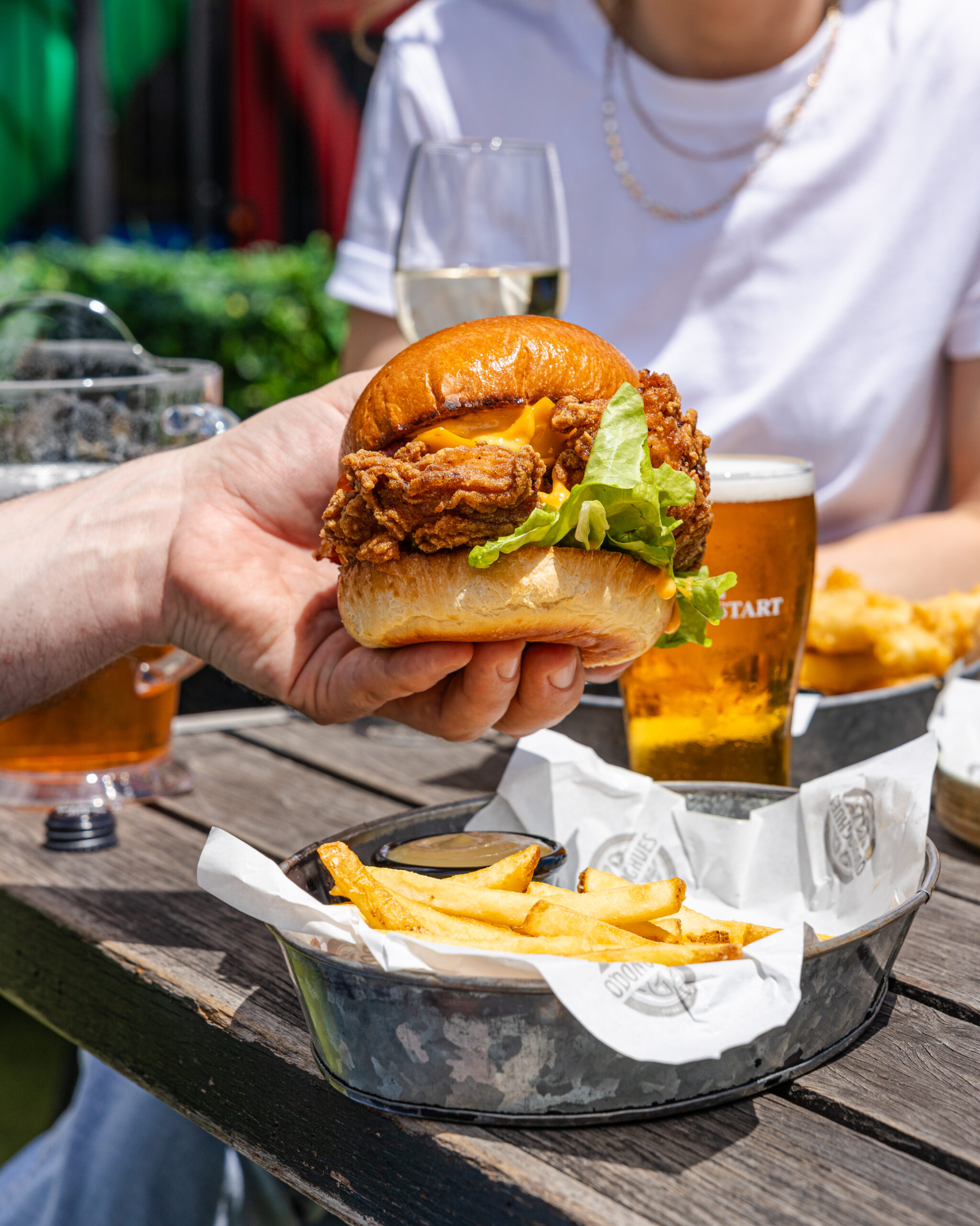 SOUTHERN FRIED CHICKEN BURGER 